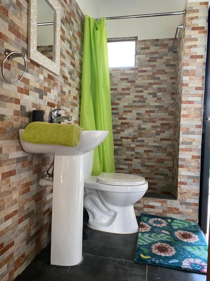 Gästezimmer in der Villa Zimmer Jarabacoa Exterior foto